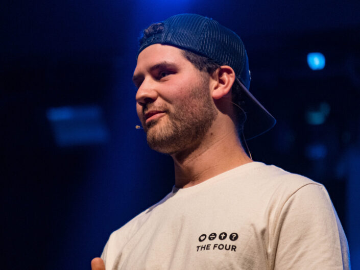 23. Novemer - Reach The World